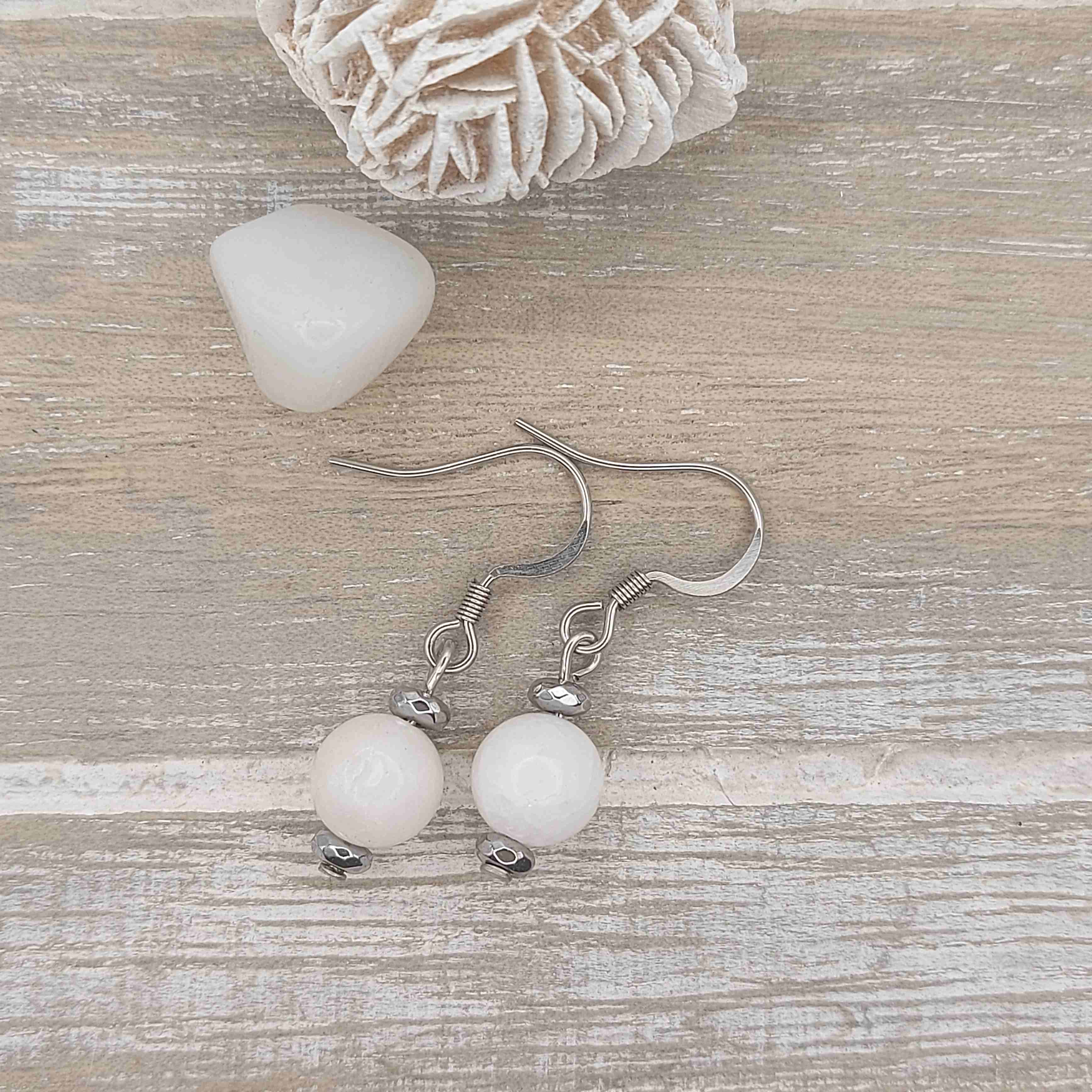 Tejkvarc ásvány fülbevaló galéria kép