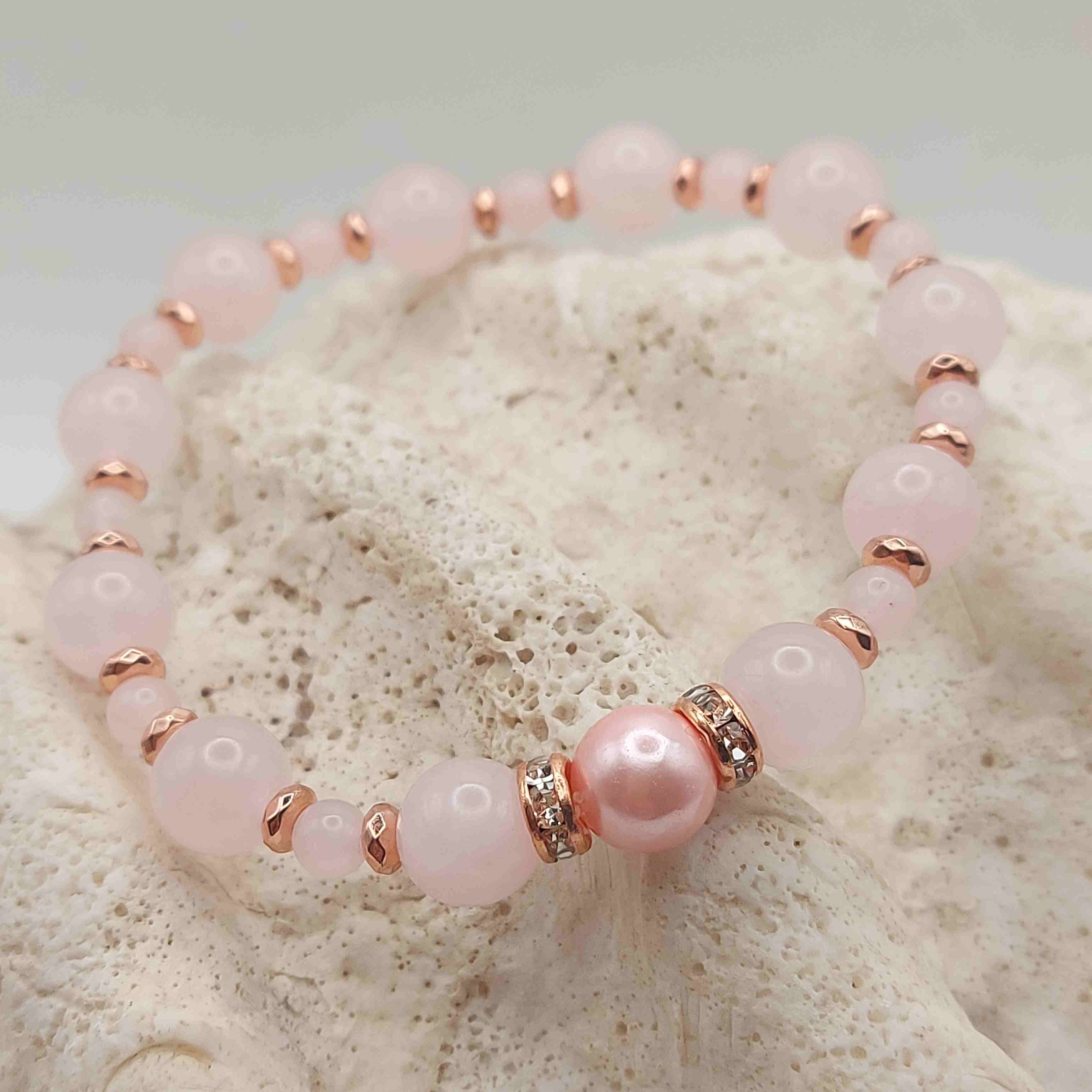 Madagaszkári rózsakvarc karkötő