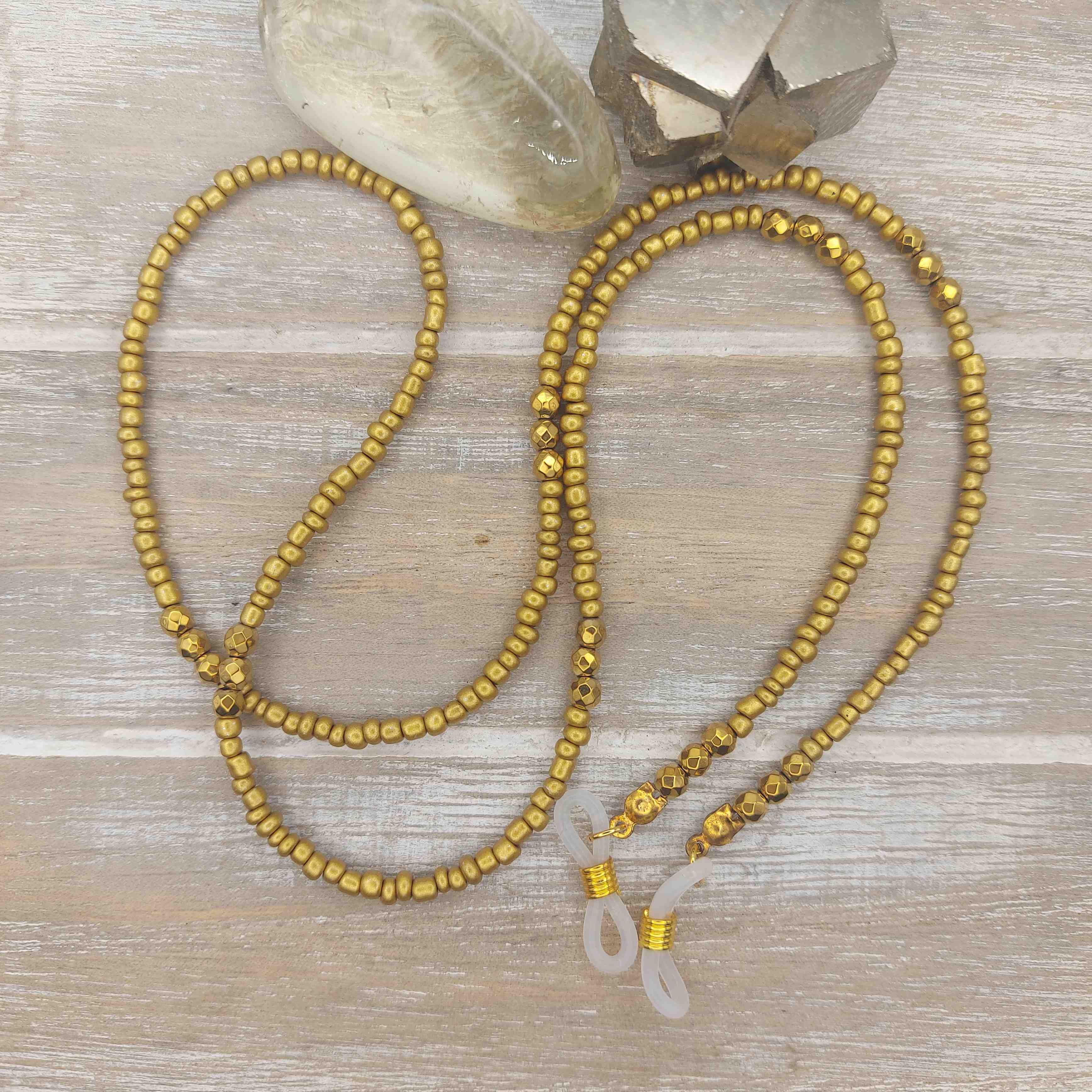 Arany színű szemüveglánc hematit ásvánnyal galéria kép