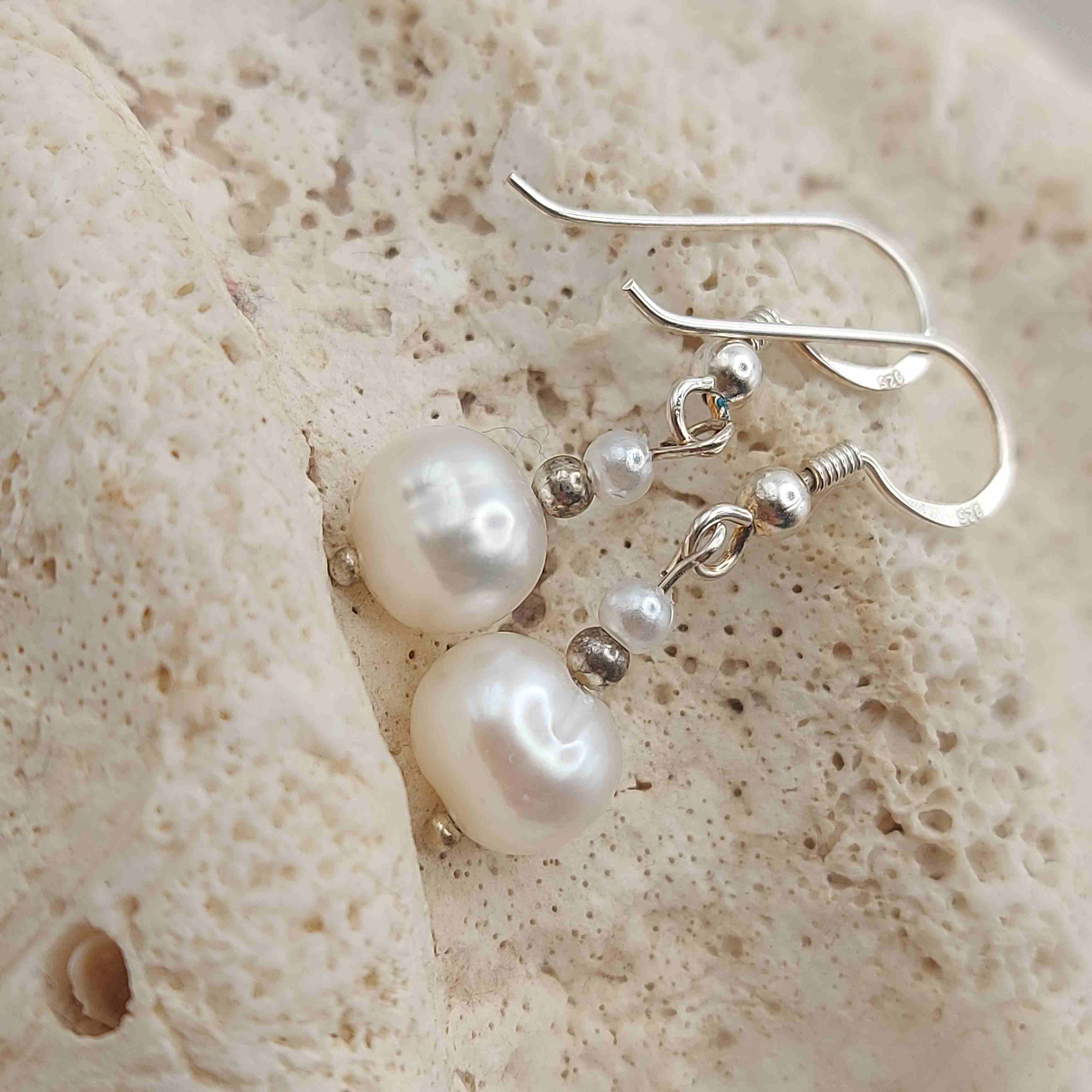 Édesvízi tenyésztett gyöngy ezüst fülbevaló galéria kép